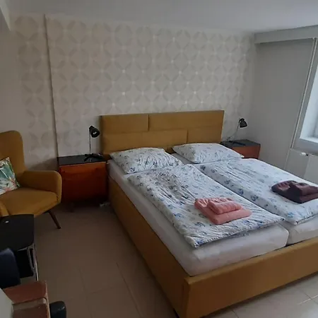Adela Apartment *