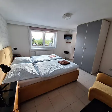 Adela Apartment Hluboka nad Vltavou